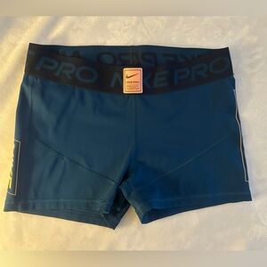Nike Pro Teal athletic Bike Shorts. Womens large. EUC